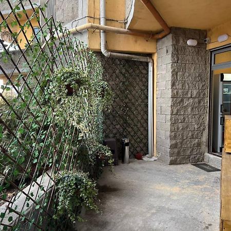 Apple Cozy Hotel Tbilisi Bagian luar foto